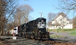 RP1 heads east with a sixteen car consist of mixed freight